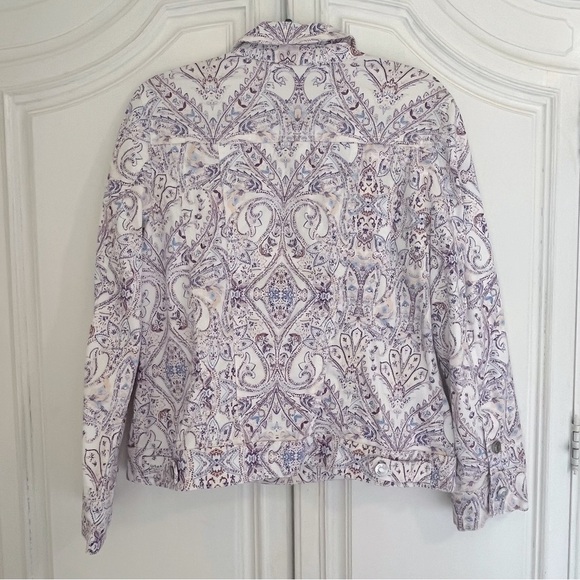 CHICOS JACKET | CHICOS SZ 1 (8-10) | WHITE WITH LAVENDER BLUE GEOMETRIC PATTERN - Picture 8 of 15